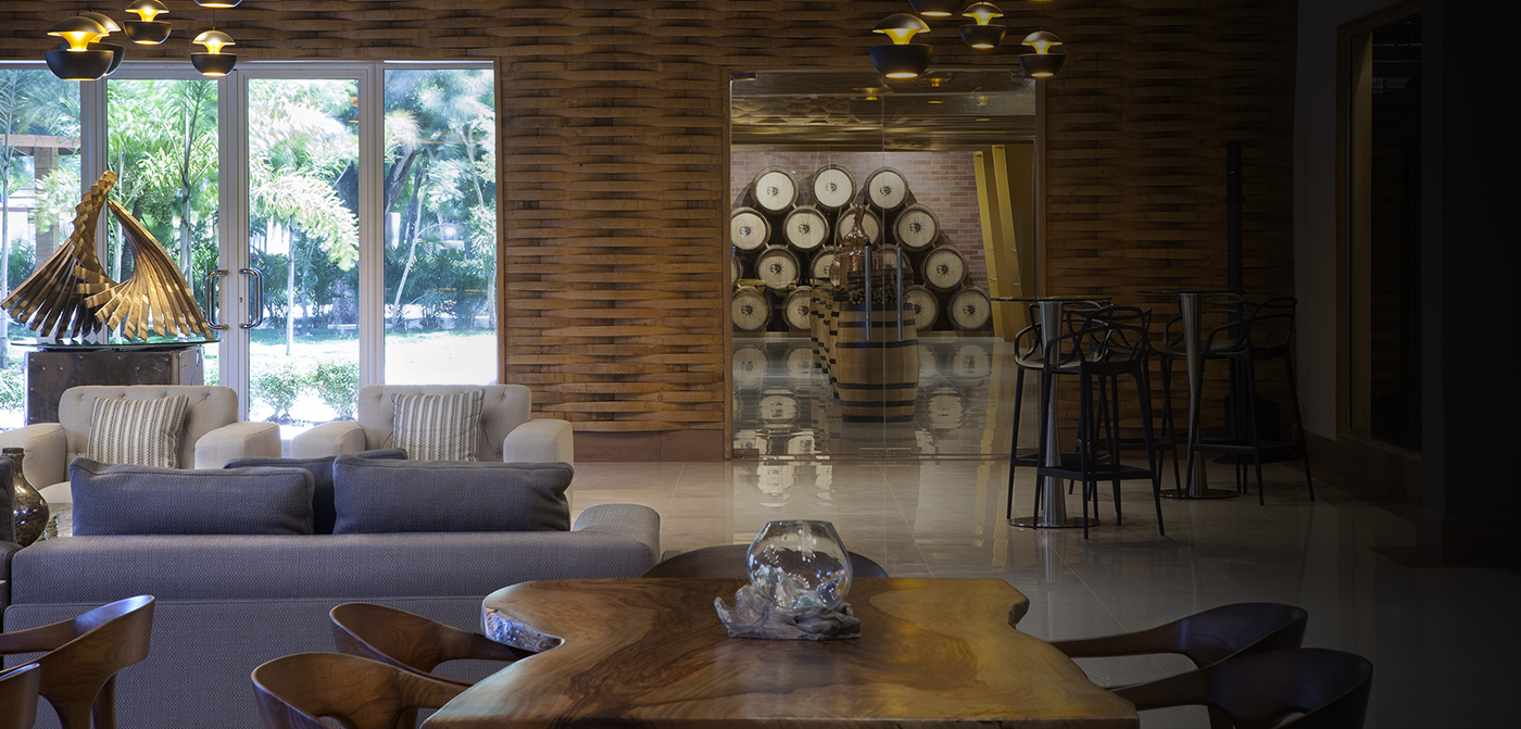 Donec rhoncus mi quis iaculis vestibulum praesent risus turpis.